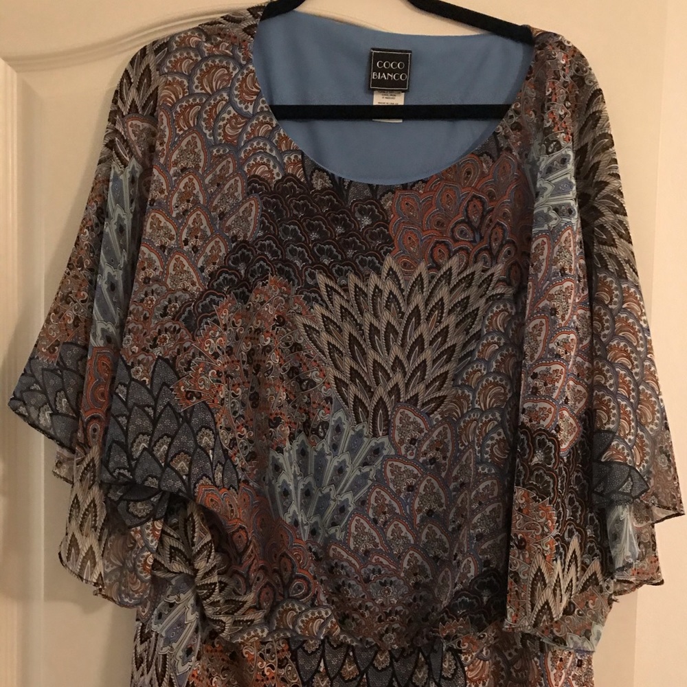 Butterfly sleeve top